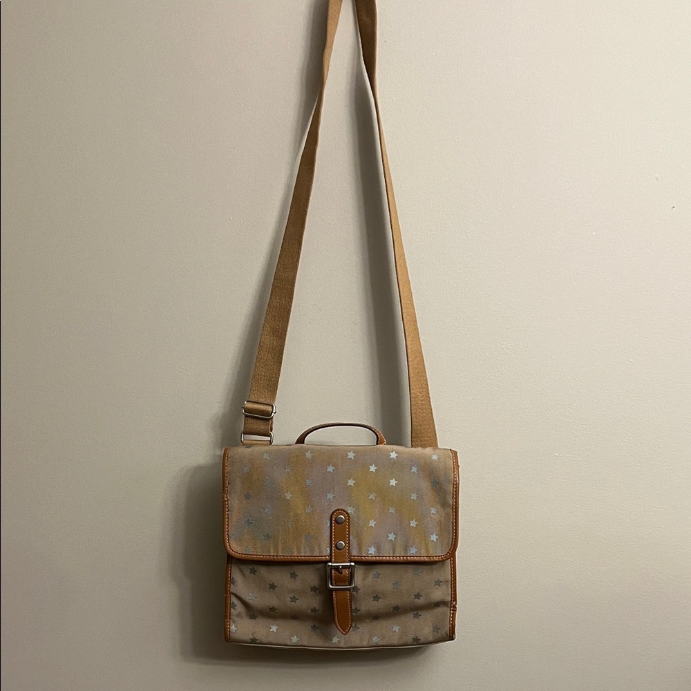 Fossil Tan Star-Patterned Bag - Picture 2 of 14
